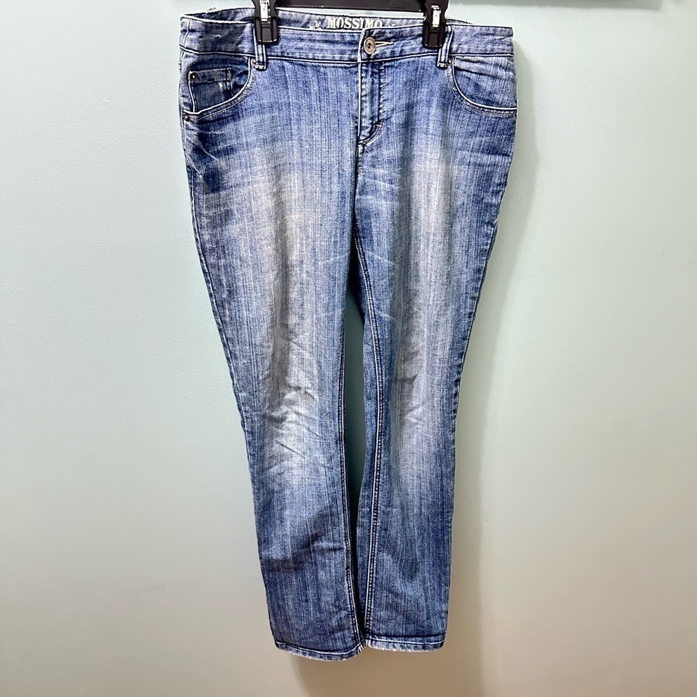 Mossimo Supply Co Skinny Blue Jean With Stitching on Back Pockets Size 13